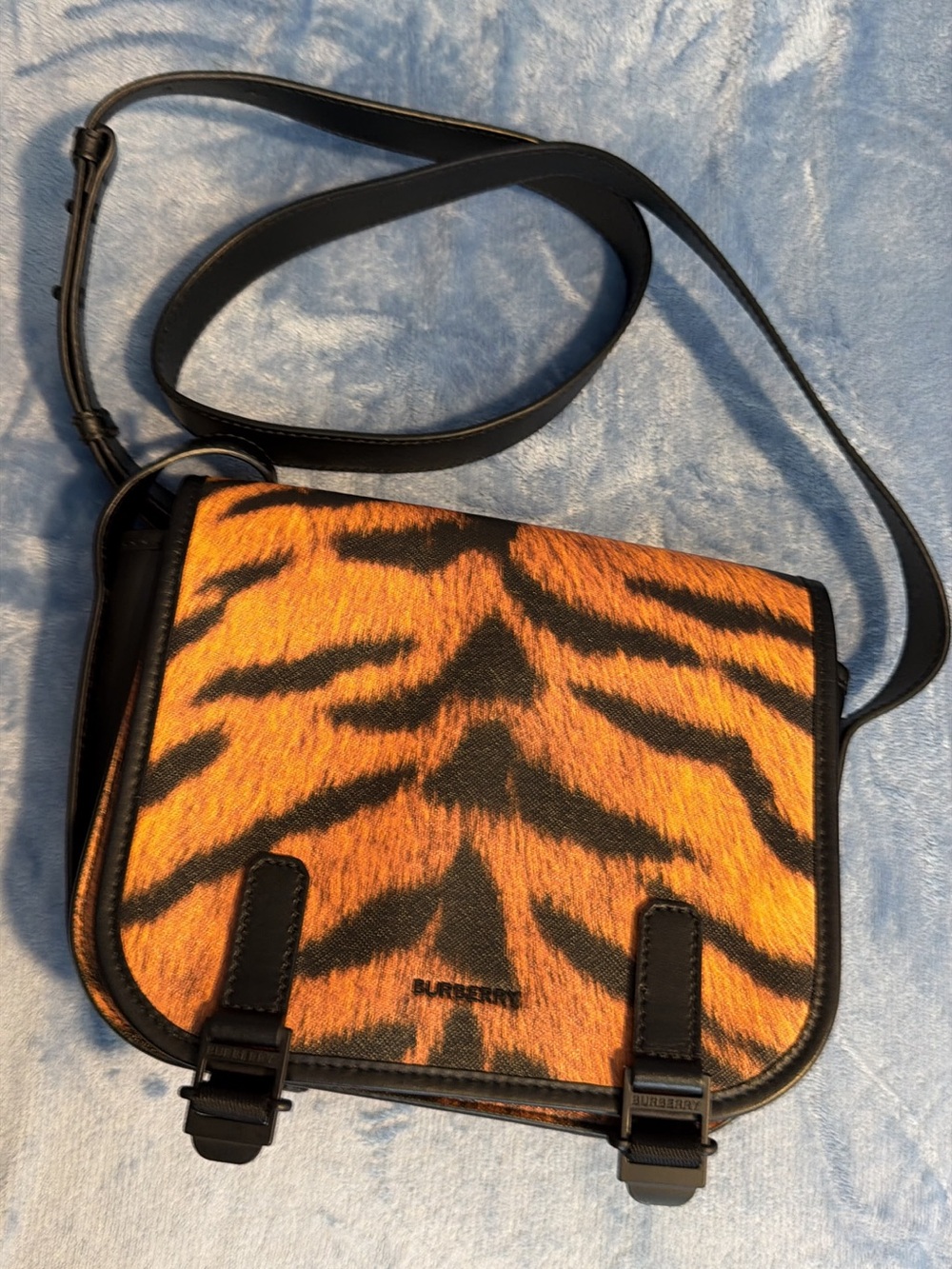 BURBERRY Shoulder Bag leather black Leopard Excellent Conditions